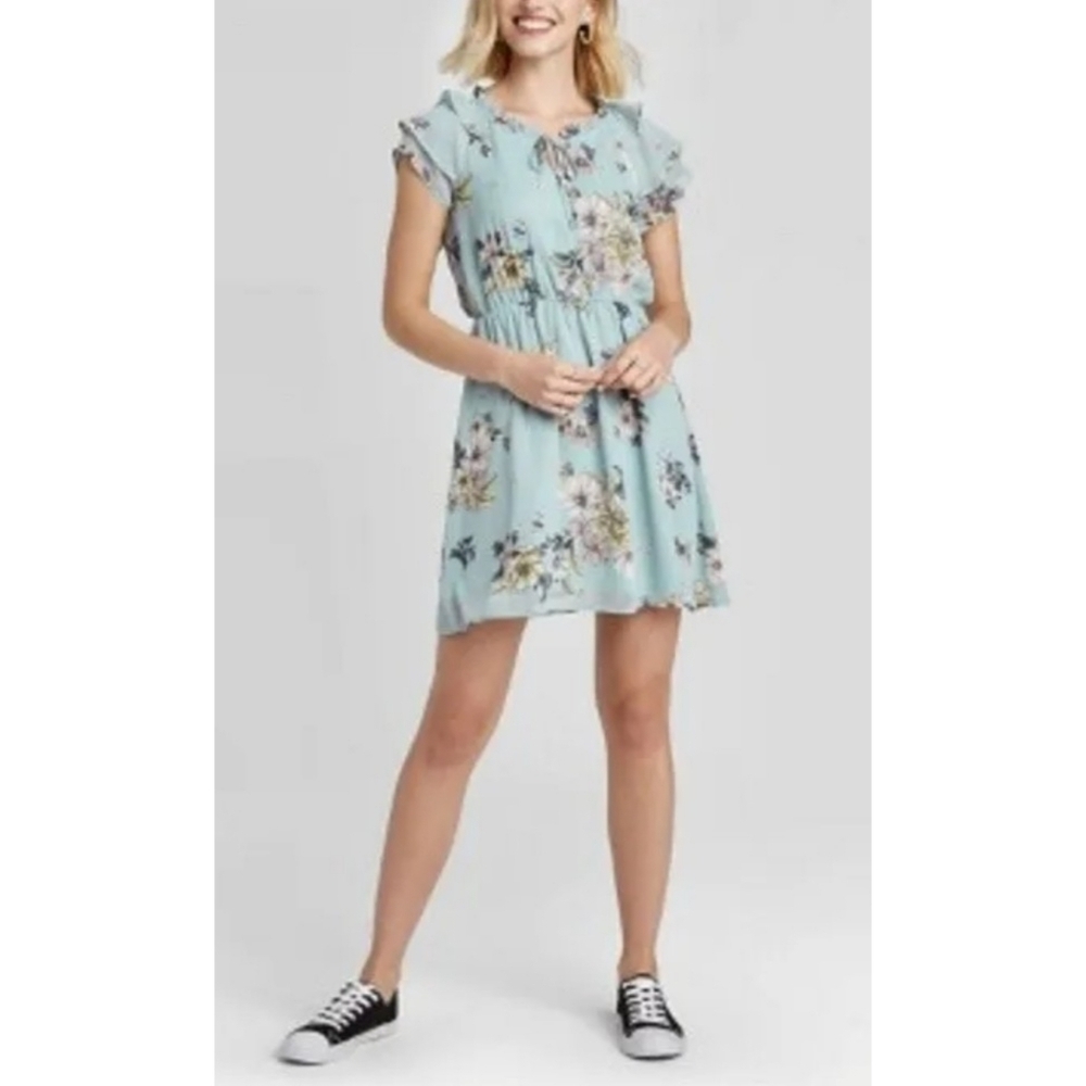 Xhilaration Floral Chiffon Flutter Sleeve dress Blue Size M